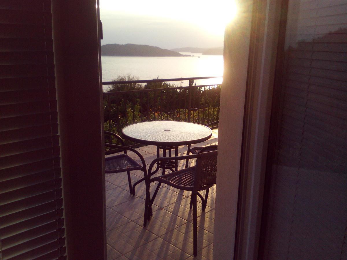 Apartments Mitrovic Podlicak Ilha Sveti Stefan Exterior foto