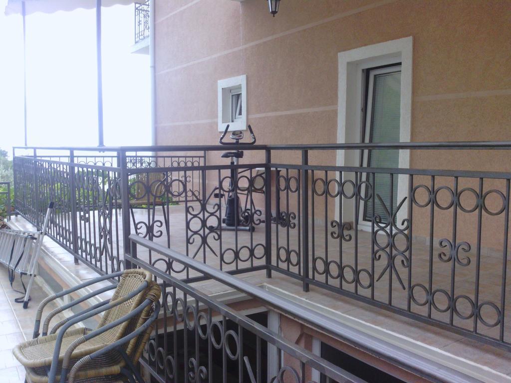 Apartments Mitrovic Podlicak Ilha Sveti Stefan Exterior foto